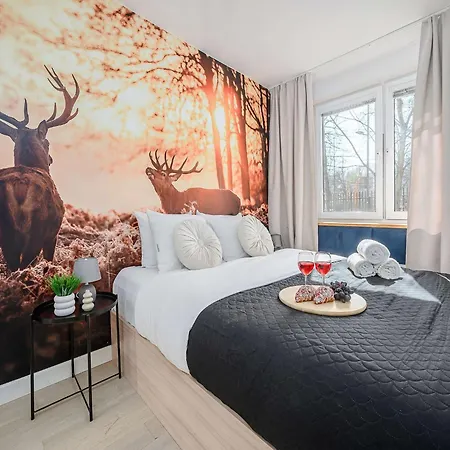Апартаменти Modern Family With Play Area